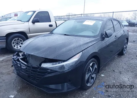 2023 Hyundai Elantra Sel z USA, uszkodzony, nr VIN KMHLS4AG2PU593742